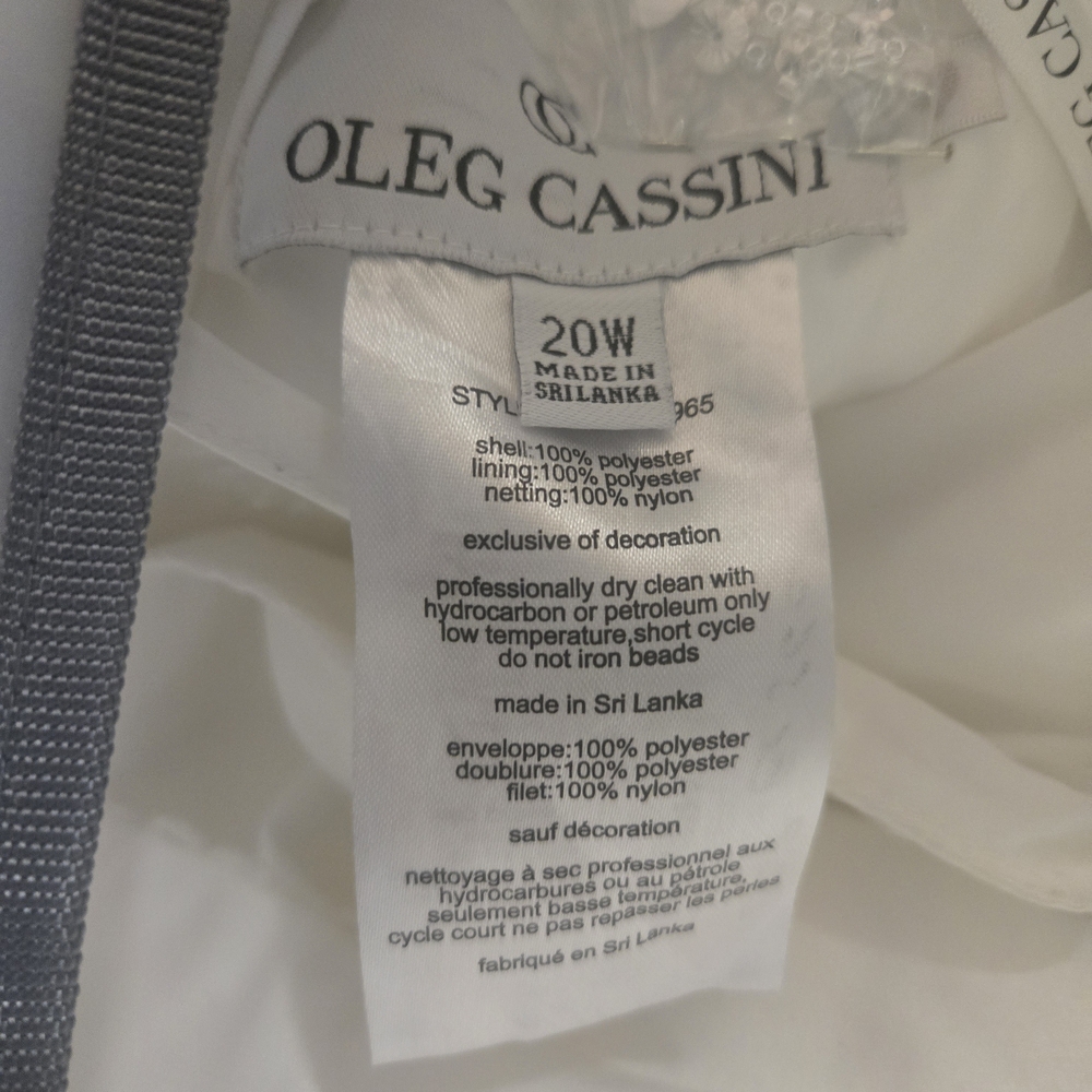 Oleg Cassini White Wedding Dress